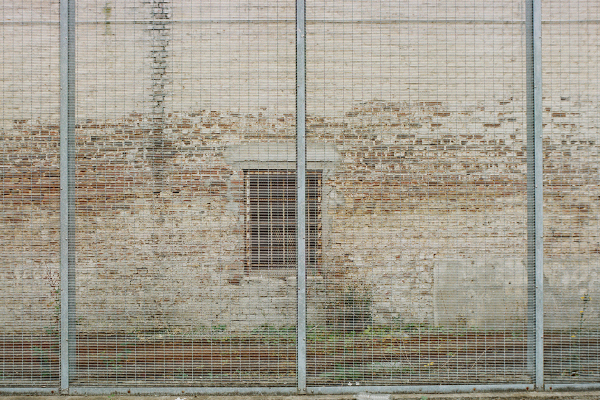Architecture carcérale et sens de la peine : formes et usages contemporains de la prison